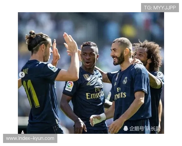 维尼修斯社交媒体内容提及皇马，引发球迷广泛讨论